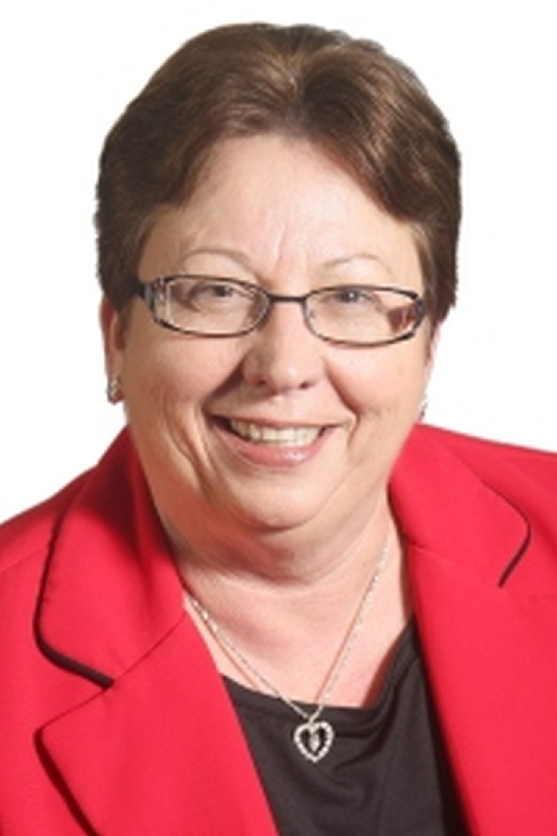 Julie Carlson